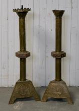 FLOOR CANDLESTICKS