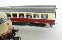 THREE-PIECE TRAIN SET