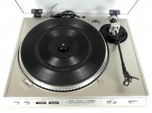 FISHER TURNTABLE