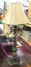 VINTAGE ITALIAN TABLE LAMP