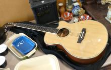 EPIPHONE ELECTRIC ACOUSTIC GUITAR AND AMP