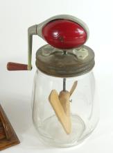 TWO VINTAGE KITCHEN ITEMS