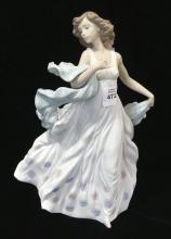 LARGE LLADRO FIGURINE