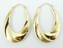 PAIR GOLD EARRINGS