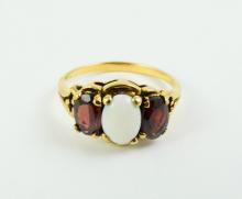 LADIES' ANTIQUE RING