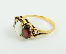 LADIES' ANTIQUE RING