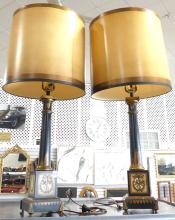 PAIR OF DECORATOR TABLE LAMPS