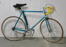 TRACK BICYCLE