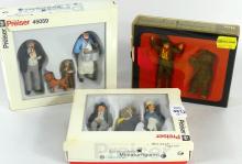 MODEL TRAIN FIGURES