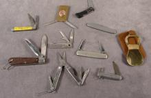 POCKET KNIVES AND SHOE HORN