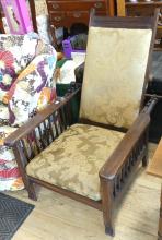 ANTIQUE OAK MORRIS CHAIR