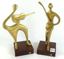 PAIR MUSICIAN FIGURINES