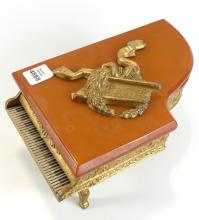 PIANO MUSIC BOX