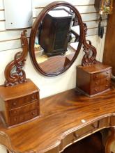 VICTORIAN DUCHESS DRESSING TABLE
