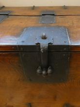 CHINESE ROSEWOOD STORAGE TRUNK