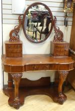 VICTORIAN DUCHESS DRESSING TABLE