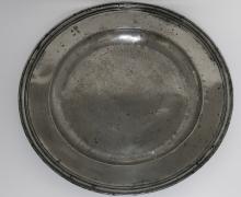 EARLY PEWTER DISH