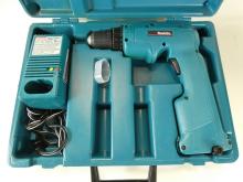 MAKITA CORDLESS DRILL