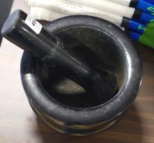 BLACK MARBLE MORTAR AND PESTLE