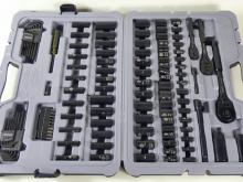 SOCKET SET