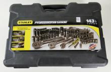 SOCKET SET