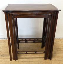 NESTING TABLES