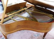 BELL BABY GRAND PIANO