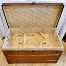 ANTIQUE FRENCH TRAVEL TRUNK