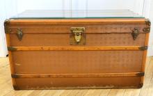 ANTIQUE FRENCH TRAVEL TRUNK