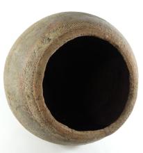 LARGE 17TH CENTURY TERRACOTTA POTTERY VESSEL