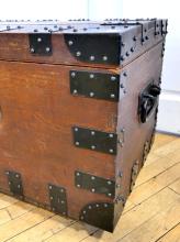 GARRARD & CO. ANTIQUE TRUNK