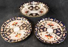 DERBY "IMARI" SERVING BOWL AND PLATES