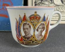 ANTIQUE BRITISH ROYALTY COLLECTIBLES