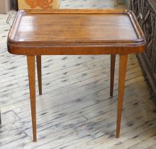 OAK TRAY-TOP TABLE