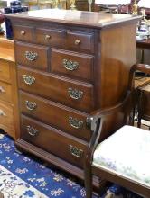 KROEHLER CHEST OF DRAWERS