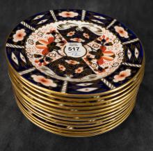 TWELVE DERBY "IMARI" BREAD AND BUTTER PLATES