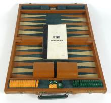 BACKGAMMON GAME SET