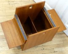 TEAK RECORD/MAGAZINE STAND