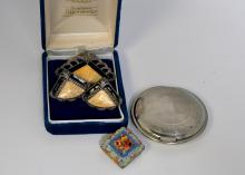 VINTAGE JEWELLERY & COMPACT