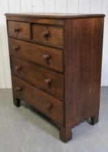ANTIQUE CHEST OF DRAWERS