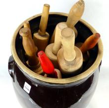 STONEWARE CROCK & ROLLING PINS