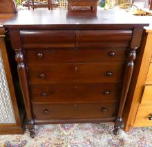 MAHOGANY CHEST OF DRAWERS
