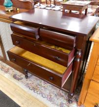 MAHOGANY CHEST OF DRAWERS