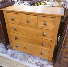 EARLY PINE CHEST OF DRAWERS