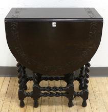 DIMINUTIVE GATE-LEG TABLE