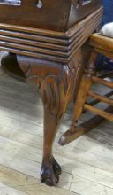 MAHOGANY TRAY TOP COFFEE TABLE