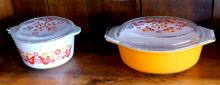 FOUR VINTAGE PYREX CASSEROLE DISHES