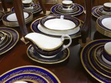 COALPORT "VICEROY" DINNERWARE