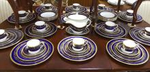 COALPORT "VICEROY" DINNERWARE