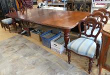 VICTORIAN MAHOGANY DINING SET